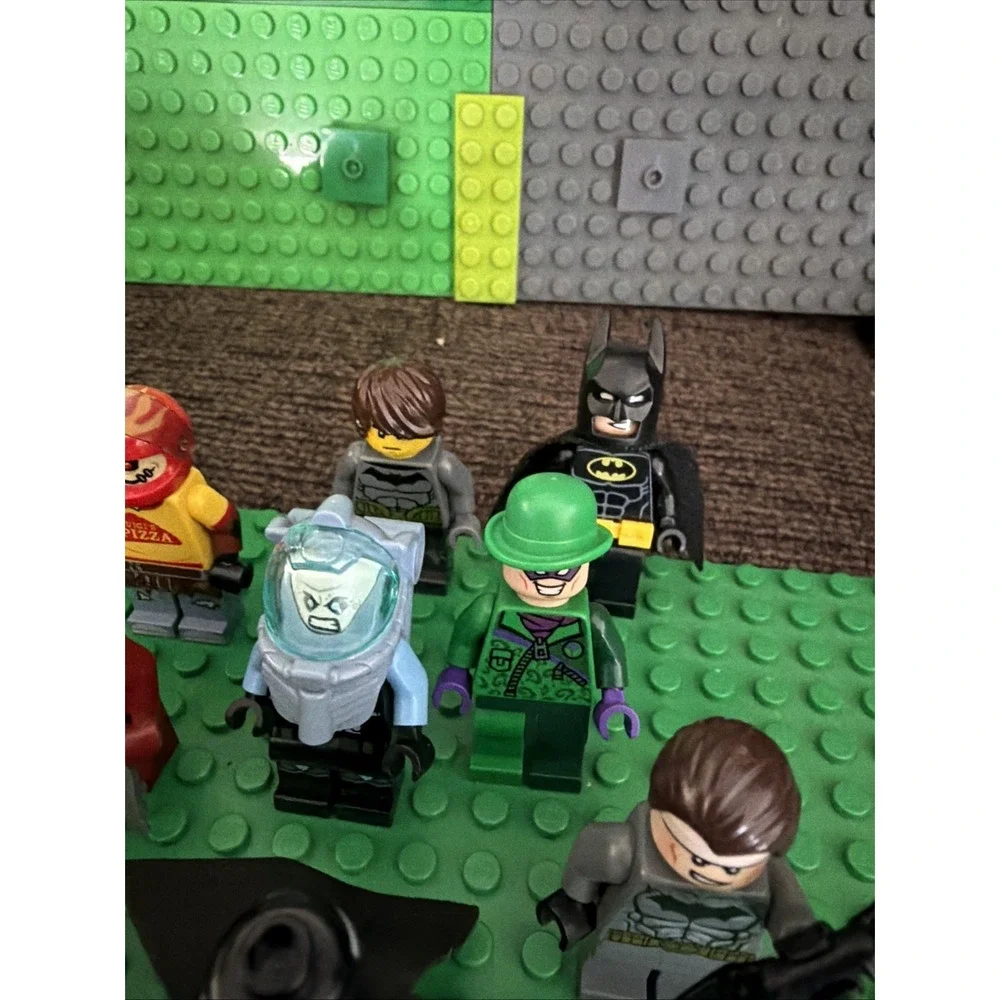 LEGO DC Super Heroes Minifigures Lot Batman Superman Robin Riddler Read